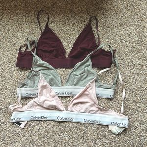 Calvin Klein bras set of three!